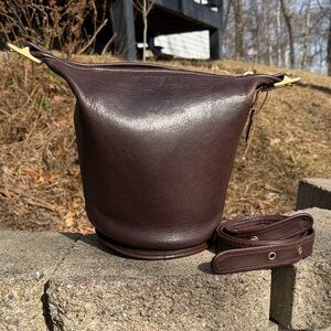 Helen’s Legacy Vintage Coach Made in Turkey 1996